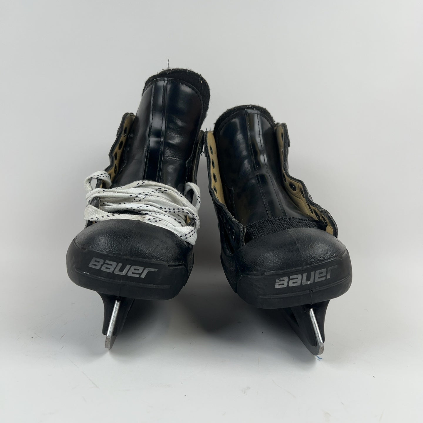 Bauer Super Size 8.5 Hockey Skates