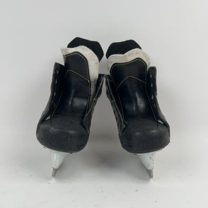 CCM Tacks 9040 Size 9 Youth Hockey Skates
