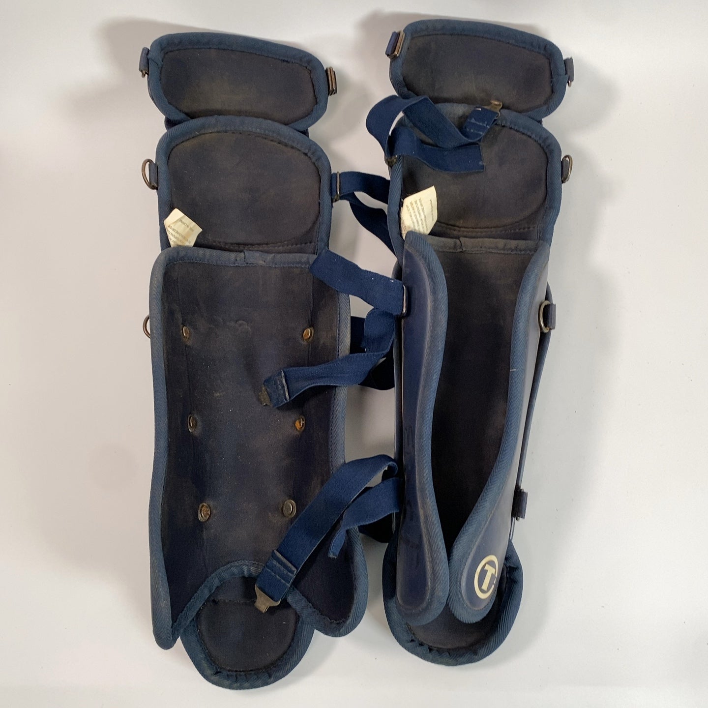 TAG TLG 220 Senior 15" Catchers Shin Guards