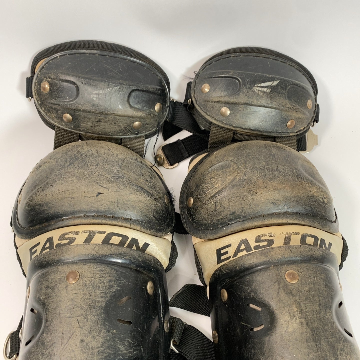 Easton Youth 13" Catchers Shin Guards