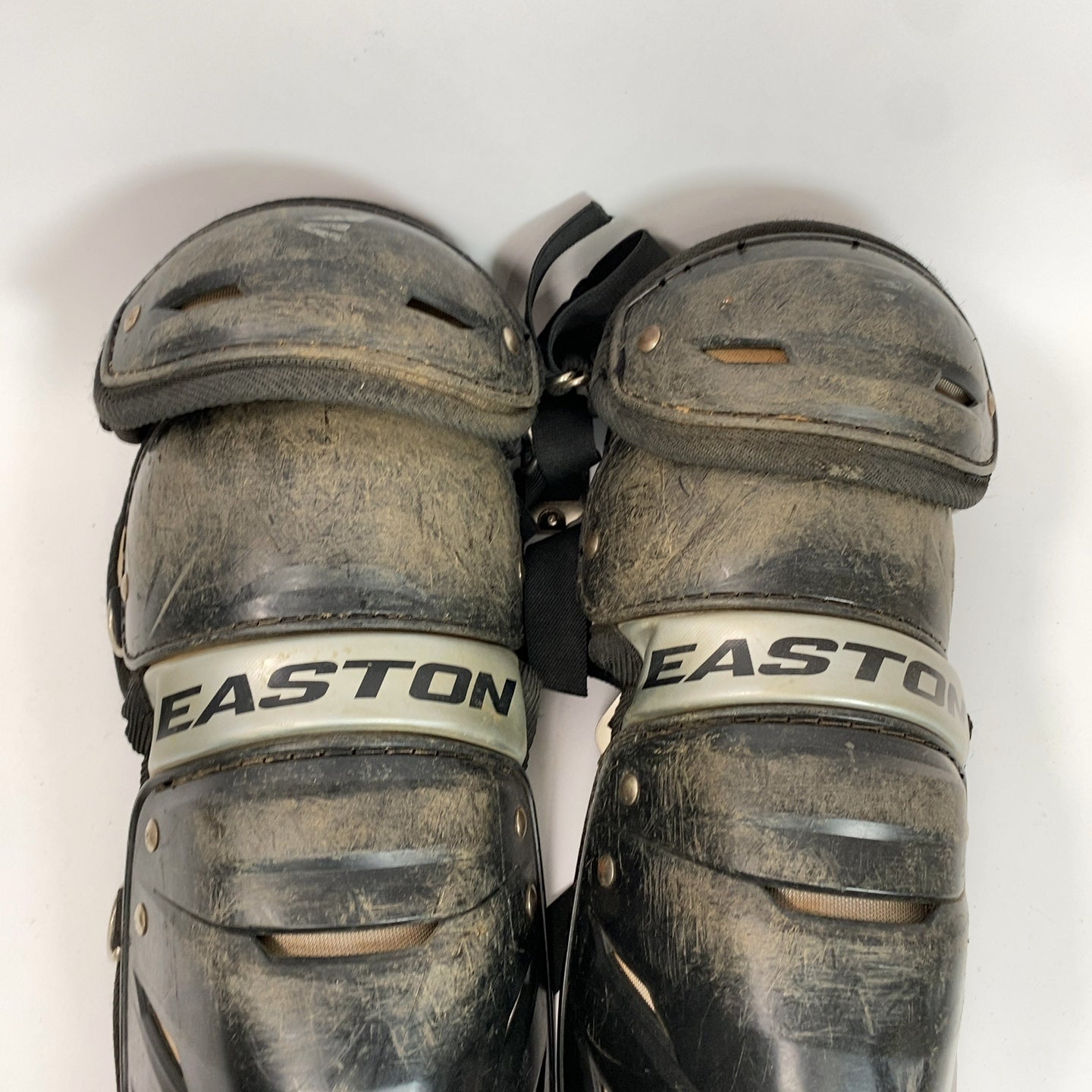 Easton Game Time Youth 15" Catchers Shin Guards