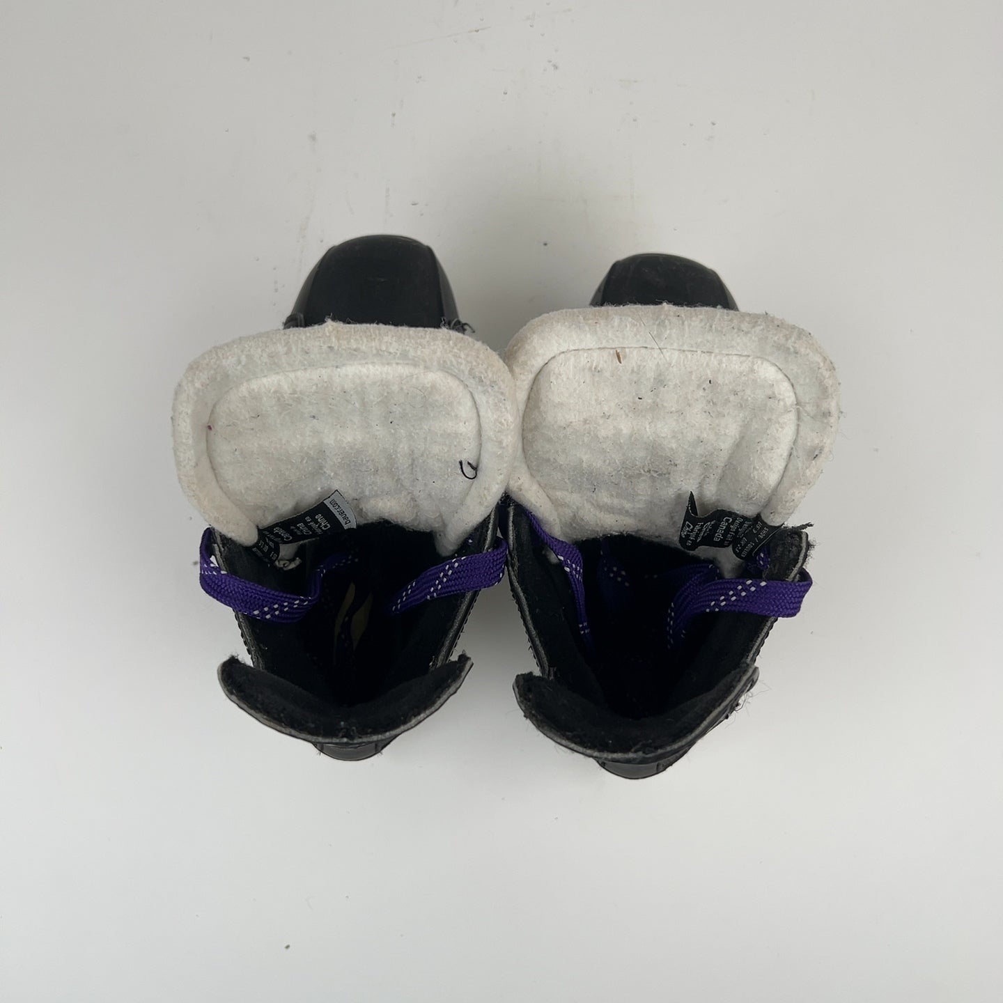 Bauer Supreme 140 Size 2R Hockey Skates
