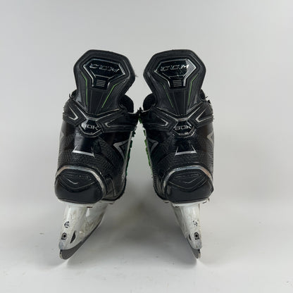 CCM Ribcore 80K Size 4, Hockey Skates