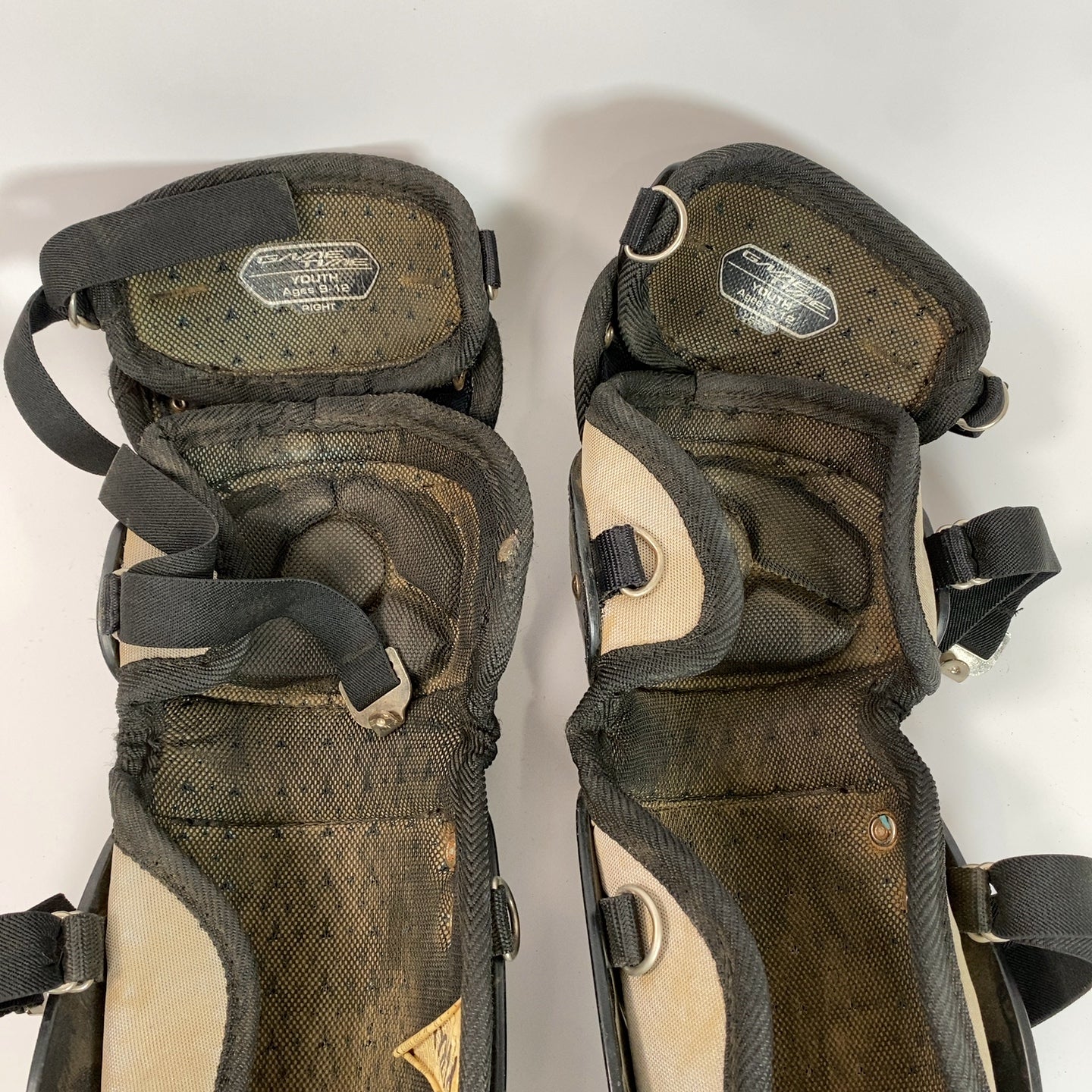 Easton Game Time Youth 15" Catchers Shin Guards