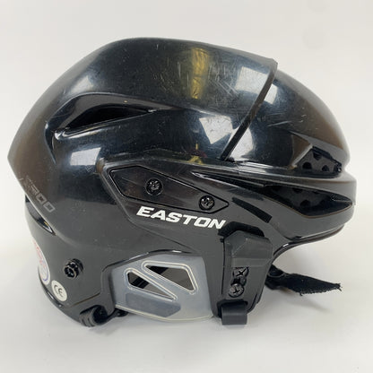Easton E300 Medium 6 7/8 to 7 1/4 Youth Hockey Helmet