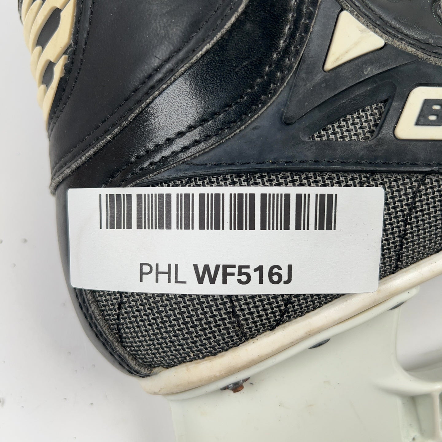 Bauer Supreme 7000 Size 5.5 Hockey Skates
